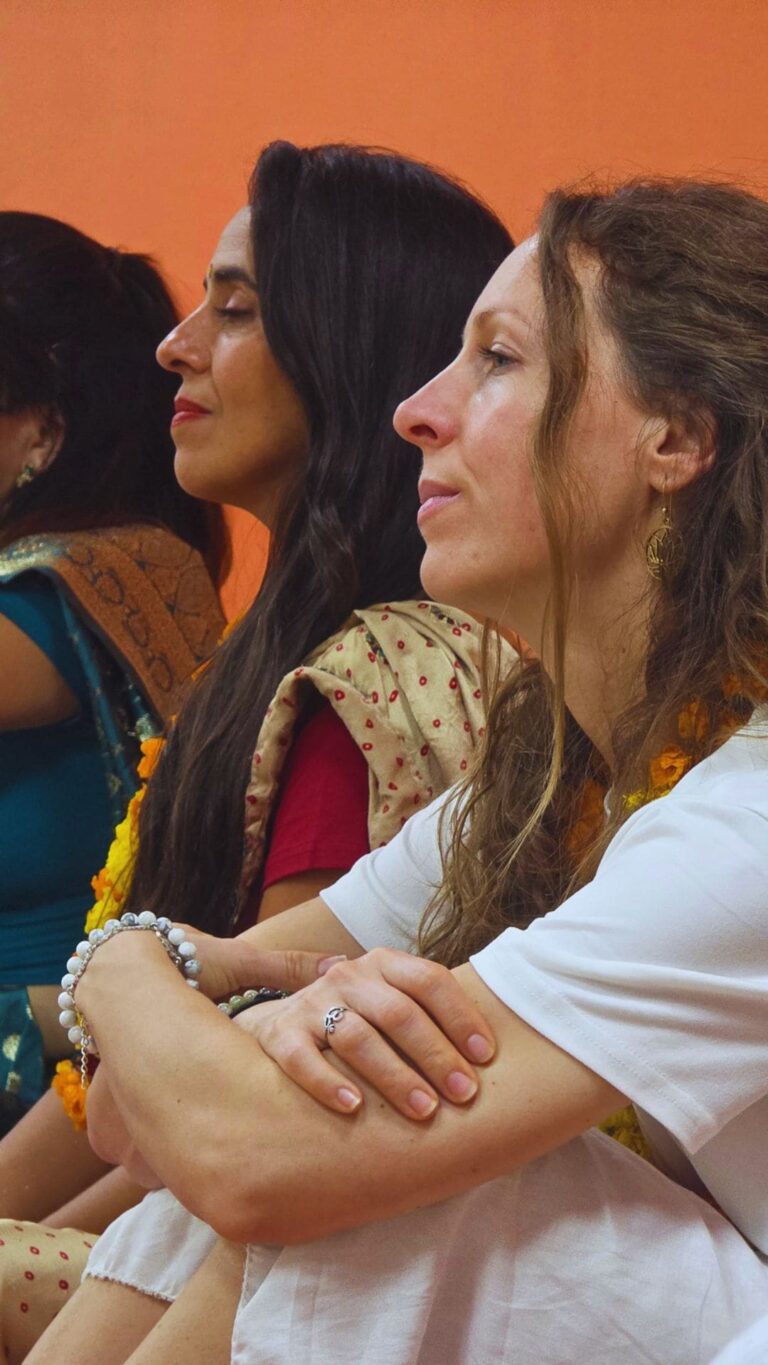 100 Hour Yoga Teacher Training in Rishikesh