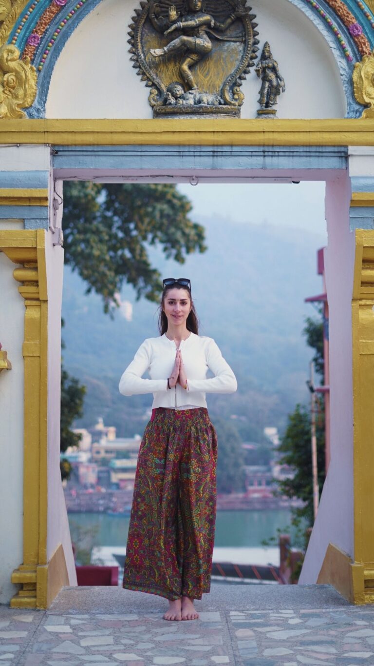 retiro de yoga en rishikesh